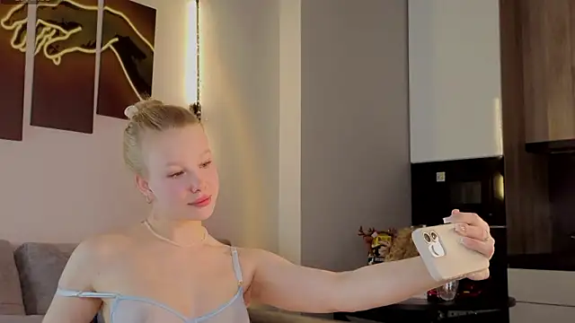 emilyshepar d online show from January 16, 2026, 7:40 pm