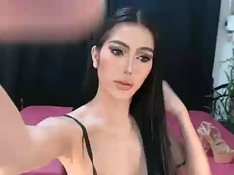 DisneyPrincess online show from November 6, 2025, 8:35 pm