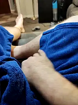 hubbyfun19 online show from March 12, 2026, 5:55 am