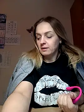 Ami Foxy online show from January 15, 2026, 7:34 am