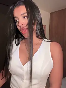 Snapshot of Tokio_Tokio chatting on November 7, 2025, 2:38 am Tokio Tokio online show from November 7, 2025, 2:38 am