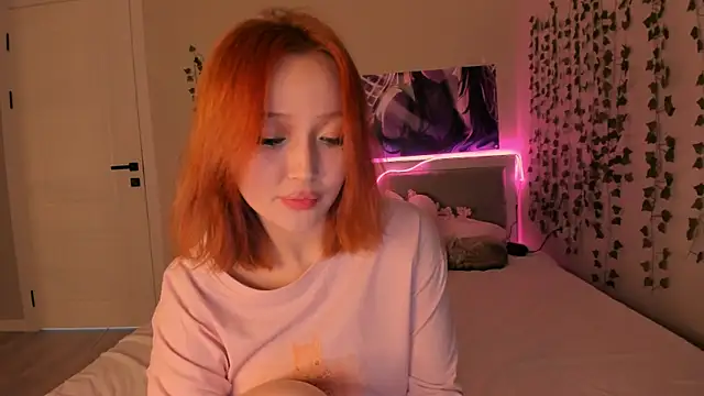 yuna loon online show from November 5, 2025, 2:42 pm