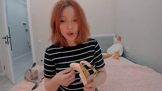 yuna loon online show from October 19, 2025, 2:53 pm