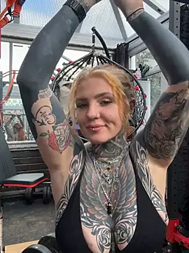 Snapshot of AlexandraWildd chatting on March 25, 2026, 11:42 am AlexandraWildd online show from March 25, 2026, 11:42 am