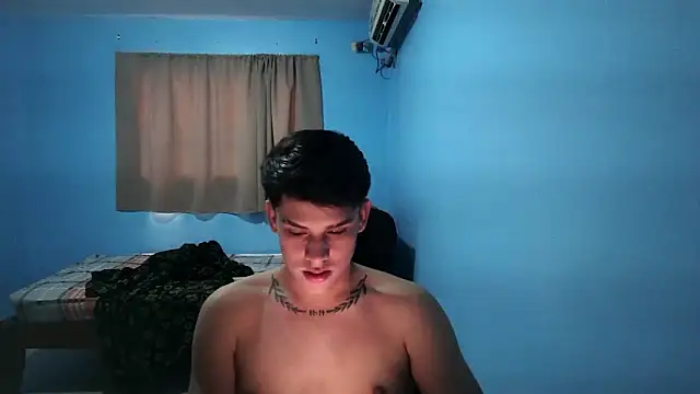 Snapshot of Jaket_lovers chatting on October 6, 2025, 6:08 pm Jaket lovers online show from October 6, 2025, 6:08 pm