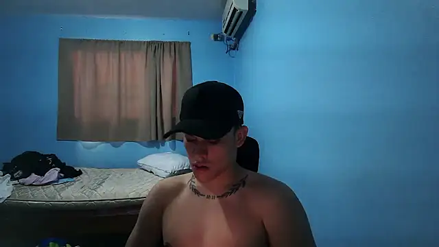 Snapshot of Jaket_lovers chatting on October 13, 2025, 6:42 pm Jaket lovers online show from October 13, 2025, 6:42 pm