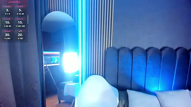 Snapshot of Gina_77 chatting on November 5, 2025, 12:19 pm Gina 77 online show from November 5, 2025, 12:19 pm