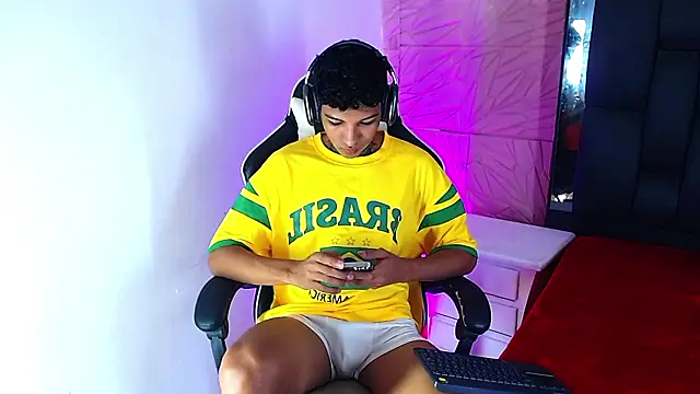 Snapshot of Rick_Wade chatting on February 28, 2026, 1:11 pm Rick Wade online show from February 28, 2026, 1:11 pm