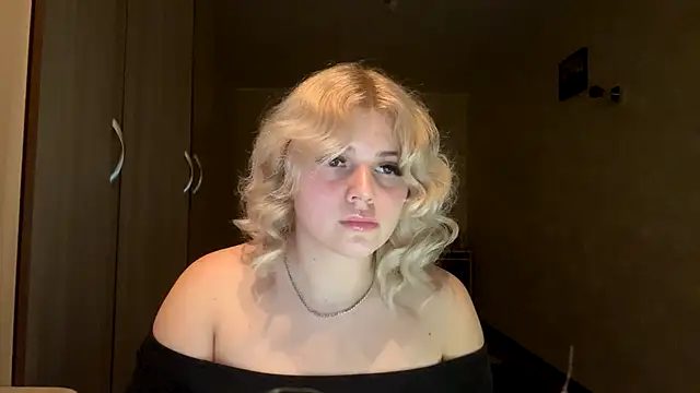 sunshinyflash online show from November 13, 2025, 4:00 pm