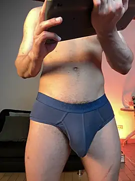 AlekBlake  online show from March 5, 2026, 2:19 am