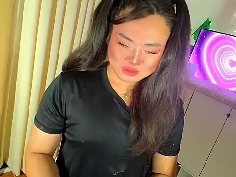 ursexy ceciliaxx online show from May 16, 2026, 12:04 pm
