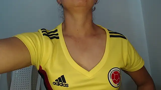 Snapshot of Milf_Valeria chatting on June 23, 2026, 3:54 pm Milf Valeria online show from June 23, 2026, 3:54 pm