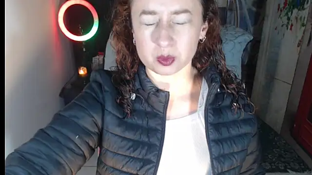 Milf Valeria online show from November 6, 2025, 2:21 pm