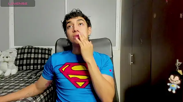 Snapshot of Noxx_starkK chatting on November 27, 2025, 5:08 am Noxx starkK online show from November 27, 2025, 5:08 am