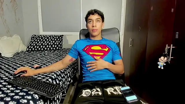 Snapshot of Noxx_starkK chatting on November 15, 2025, 2:59 am Noxx starkK online show from November 15, 2025, 2:59 am