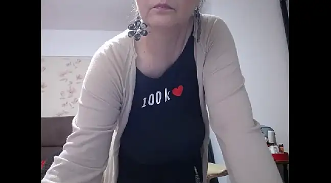 Mary x online show from March 19, 2025, 10:00 am