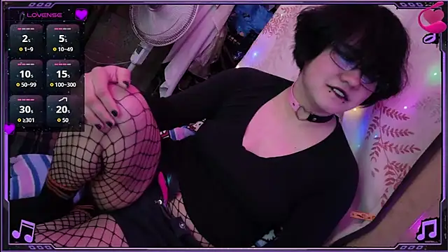Ftm Bunny online show from May 10, 2026, 12:20 pm