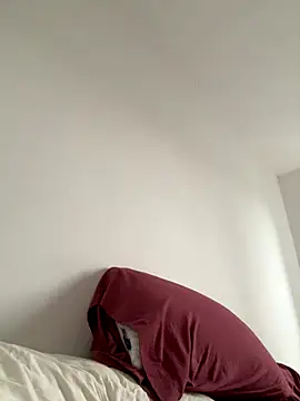 Snapshot of michael877675 chatting on October 9, 2025, 3:12 pm michael877675 online show from October 9, 2025, 3:12 pm