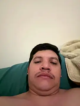 Snapshot of michael877675 chatting on December 16, 2025, 11:58 am michael877675 online show from December 16, 2025, 11:58 am