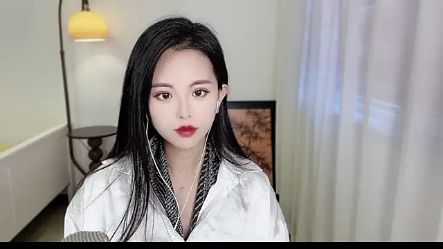 Musae7 online show from October 21, 2025, 2:33 am