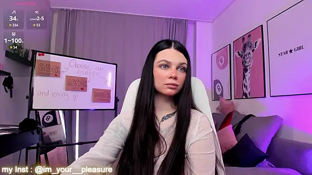 Snapshot of Michela_Fruet chatting on December 2, 2025, 1:06 am Michela Fruet online show from December 2, 2025, 1:06 am