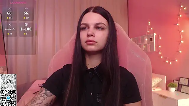 Snapshot of Michela_Fruet chatting on June 14, 2026, 1:02 am Michela Fruet online show from June 14, 2026, 1:02 am