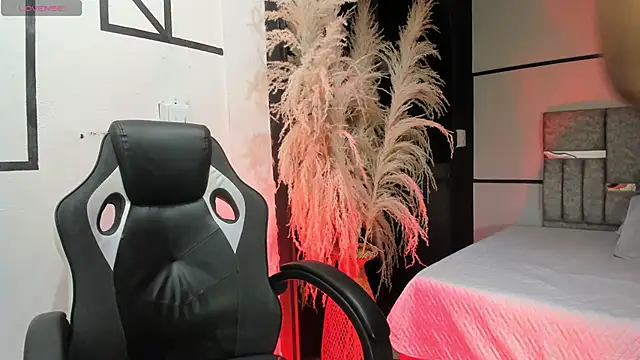 AmbarFoxx  online show from January 9, 2026, 1:01 am