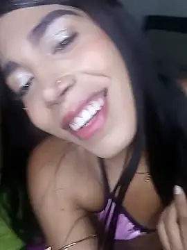 Snapshot of AmbarFoxx_ chatting on May 18, 2026, 8:30 am AmbarFoxx online show from May 18, 2026, 8:30 am