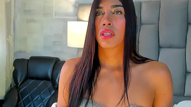 AmbarFoxx  online show from February 11, 2026, 10:42 pm