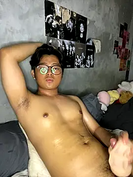 Snapshot of Freshzchouxx chatting on October 29, 2025, 4:55 am Freshzchouxx online show from October 29, 2025, 4:55 am