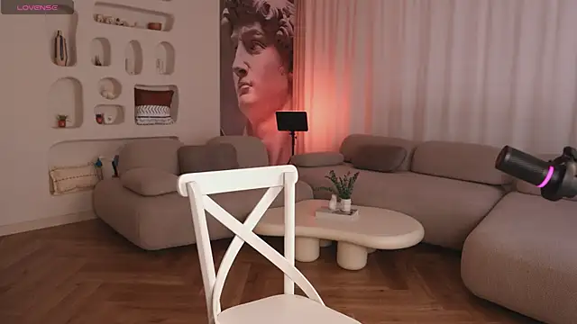 Foxy  lady online show from March 9, 2026, 4:05 am