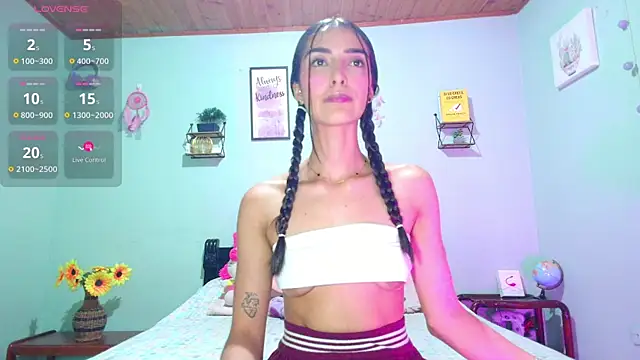 Snapshot of angelic_coral chatting on May 5, 2026, 2:36 am angelic coral online show from May 5, 2026, 2:36 am