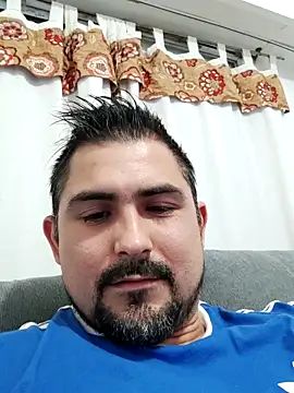 Bradd 32 online show from September 28, 2025, 10:39 pm