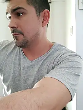 Bradd 32 online show from September 14, 2025, 6:30 pm