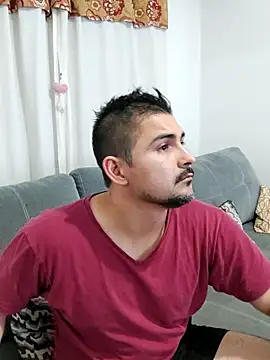 Bradd 32 online show from September 9, 2025, 1:49 am