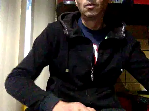 Snapshot of adiluci1 chatting on October 12, 2025, 1:56 pm adiluci1 online show from October 12, 2025, 1:56 pm