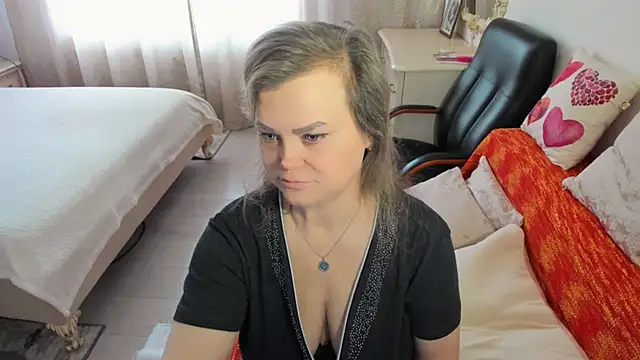 MildMature online show from May 31, 2026, 1:17 pm