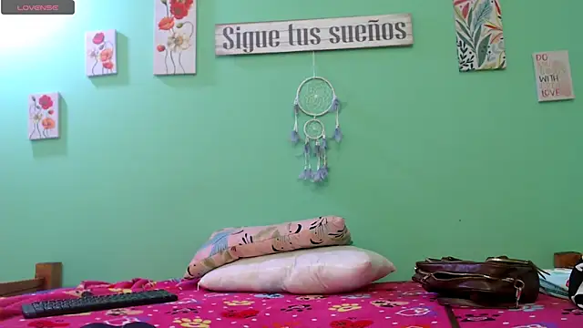 Snapshot of gatitasexygatitasexy chatting on October 25, 2025, 7:36 pm gatitasexygatitasexy online show from October 25, 2025, 7:36 pm