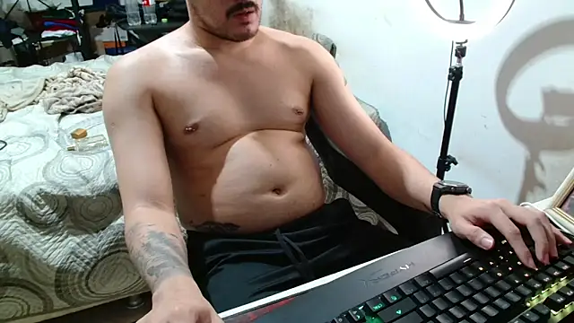 Leonino231 online show from March 31, 2026, 9:50 pm