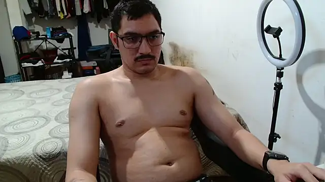 Leonino231 online show from March 24, 2026, 4:29 pm