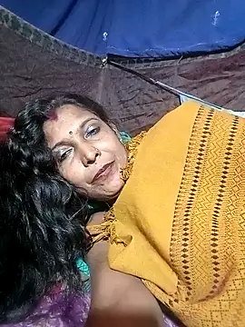 Snapshot of Savita992 chatting on November 27, 2025, 7:31 am Savita992 online show from November 27, 2025, 7:31 am