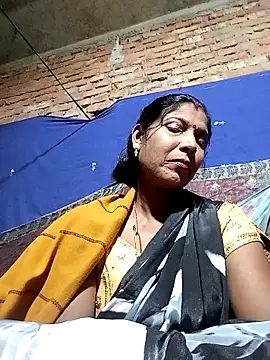 Snapshot of Savita992 chatting on November 19, 2025, 12:49 pm Savita992 online show from November 19, 2025, 12:49 pm