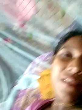 Snapshot of Savita992 chatting on October 14, 2025, 12:00 am Savita992 online show from October 14, 2025, 12:00 am