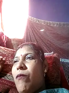 Snapshot of Savita992 chatting on November 24, 2025, 3:39 am Savita992 online show from November 24, 2025, 3:39 am