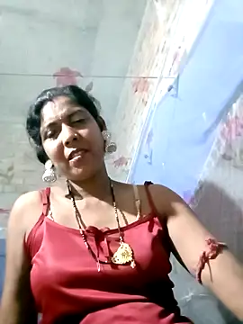 Snapshot of Savita992 chatting on May 11, 2026, 7:33 pm Savita992 online show from May 11, 2026, 7:33 pm