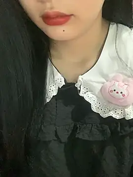 Linhtruong  online show from November 17, 2025, 12:47 am