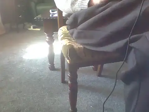 lirs123 online show from April 7, 2026, 1:24 pm