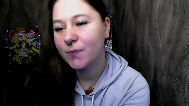 Linda S  online show from December 19, 2025, 4:53 pm