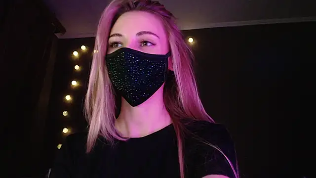 Iris lave online show from October 26, 2025, 4:40 pm