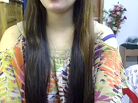 Snapshot of Obonti_2000 chatting on November 15, 2025, 4:22 pm Obonti 2000 online show from November 15, 2025, 4:22 pm